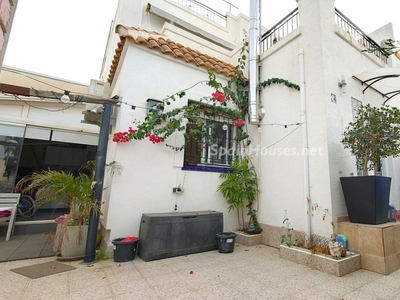 Bungalow pareado en venta en Jardín del Mar, Torrevieja