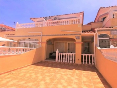 Casa adosada en venta en San Miguel de Salinas