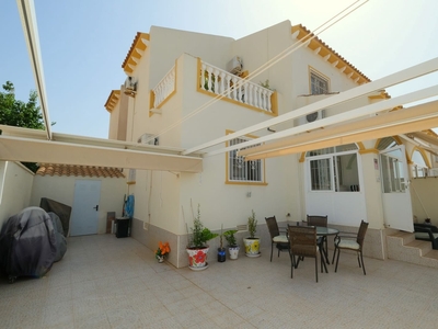 Casa en venta en Playa Flamenca, Orihuela, Alicante