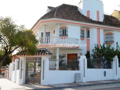 Casa pareada en venta en San Pedro de Alcántara, Marbella