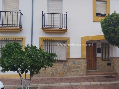 Chalet adosado en venta en Antequera