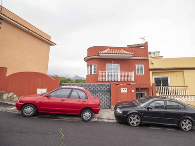 Chalet en venta en La Orotava, Tenerife