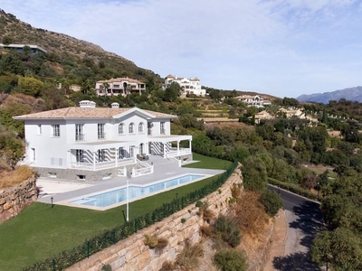 Chalet en venta en New Golden Mile, Estepona, Málaga