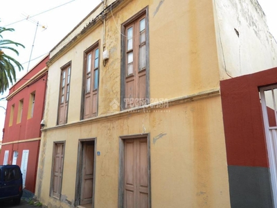 Venta Casa pareada Santa Úrsula. 164 m²