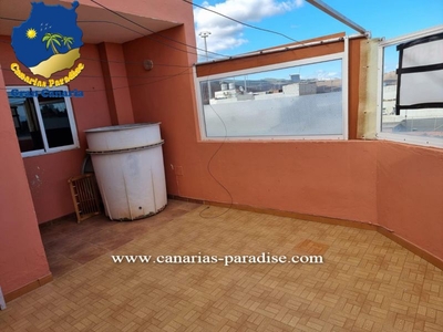 Venta de ático con terraza en Vecindario-Cruce de Sardina (Santa Lucía de Tirajana)