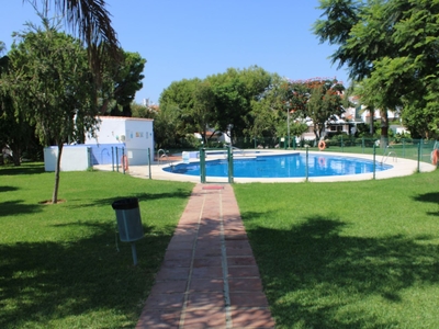Venta de casa con piscina en Caleta de Velez (Vélez-Málaga (Municipio))