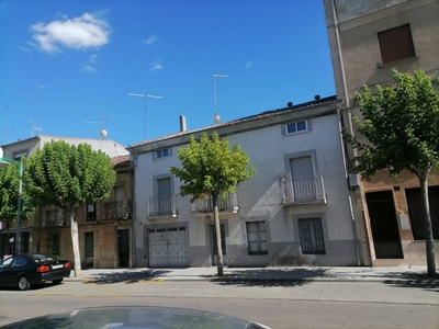 Venta de casa con terraza en Ciudad Rodrigo
