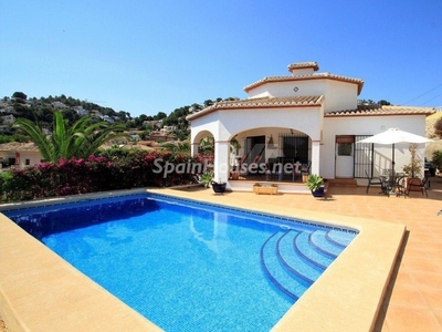 Villa en venta en Cala Advocat - Baladrar, Benissa