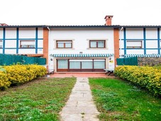 Adosada en Venta en Castro Urdiales Cantabria