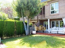 Adosada en Venta en Sant Cugat Del Valles Barcelona