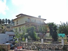 Casa / Chalet en venta en Alcauc?n de 393 m2