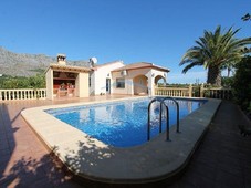 Casa-Chalet en Venta en Beniarbeig Alicante