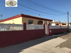 Casa / Chalet en venta en Chiclana de la Frontera de 120 m2