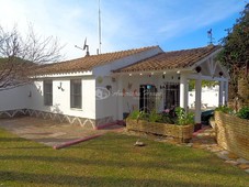Casa / Chalet en venta en Chiclana de la Frontera de 140 m2