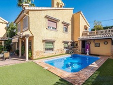 Casa-Chalet en Venta en Huetor Vega Granada