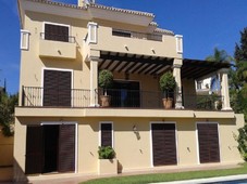 Casa / Chalet en venta en Marbella de 680 m2