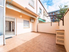 CASA EN VENTA MUY CERCA DEL CENTRO DE CASTELLAR