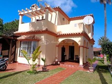 Chalet en Venta con Piscina por la zona de Las Mogarizas, Chiclana de la Fra., C?diz