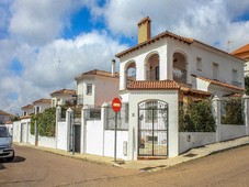 Chalet en venta de 150 m??con parcela en Calle Primitivo L?zaro, 2 21200 Aracena (Huelva)