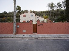 Chalet en venta en Carrer Salvador Dal? 15, 43763, Vespella de Gai?, Tarragona