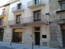 Edificio de oficinas en Venta en Figueres Girona