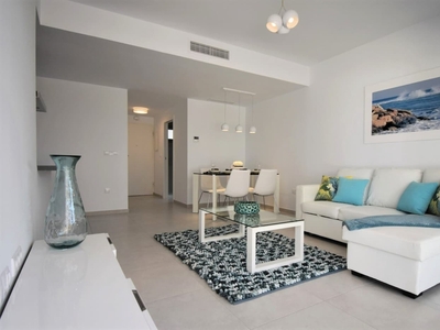 Apartamento en venta en Villamartin, Orihuela, Alicante