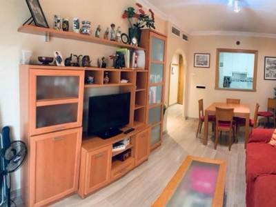 Fabuloso apartamento situado en Fuengirola cerca de la playa.
