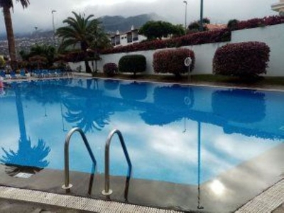 Alquiler de estudio en calle Aceviño con terraza y piscina