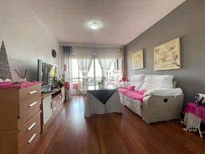 Apartamento en venta en Calle Babor