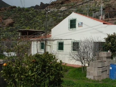 Casa con terreno en San Bartolomé de Tirajana
