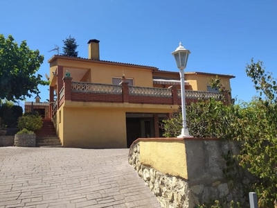 Chalet en Avinyonet del Penedès