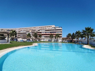 Piso en alquiler en avenida Ciudad de Cádiz de 2 habitaciones con terraza y piscina