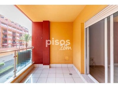 Piso en venta en Avenida de José Amat Benavides, 57