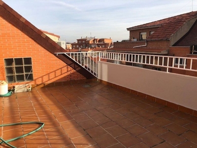Venta de ático en Candelaria - Peña de Francia de 4 habitaciones con terraza y garaje