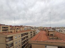 Piso exterior de 4 habitaciones y dos baños, en perfecto estado y listo para entrar a vivir en la c/ marqués de montoliu en Tarragona