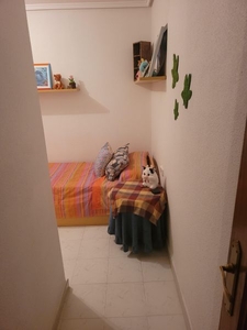 Habitación Individual en Calle de Pola de Siero 10