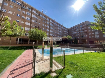 Venta Piso Alcorcón. Piso de tres habitaciones Tercera planta con terraza