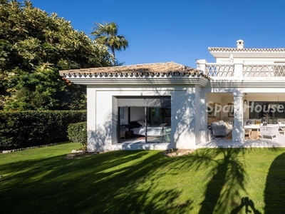 Villa en venta en San Pedro de Alcántara, Marbella