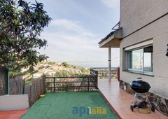 Casa con piscina y vistas al mar - zona mas coll en Alella