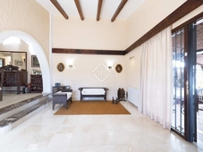 Chalet villa de 4 dormitorios en venta este en Pinares de San Antón Málaga