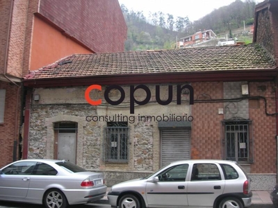 Casa en CALLE RAMON Y CAJAL, Mieres