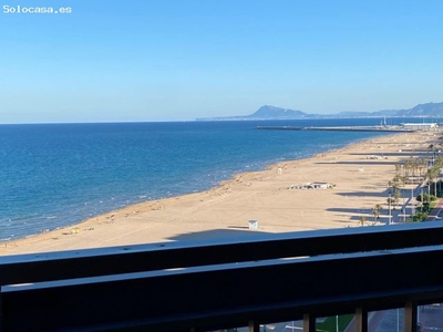 ¡Tu oasis en la costa! Apartamento en primera línea de playa en Gandía