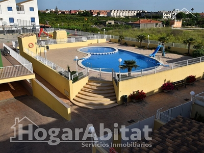 Venta de casa con piscina y terraza en Almazora (Almassora), Playa de Almazora-Ben Afeli