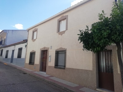 Venta de casa en La Albuera, La Albuera