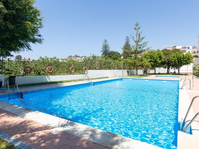 Venta de piso con piscina y terraza en Cotobro (Almuñecar), Avd. costa del sol