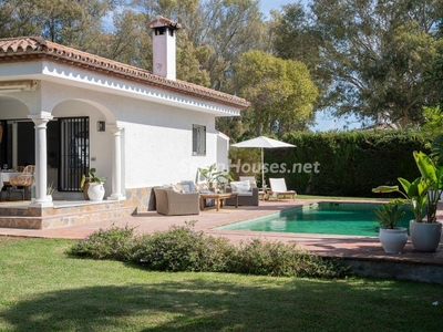 Villa independiente en venta en Villacana-Costalita-Saladillo, Estepona