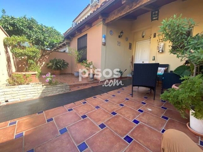 Casa adosada en venta en Aljaraque