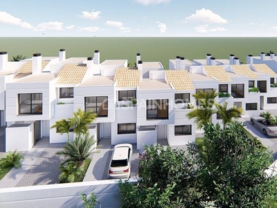 Casas adosadas con interiores amplios y luminosos en Benahavis