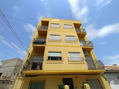 Piso en venta en Alberca de 2 habitaciones con terraza