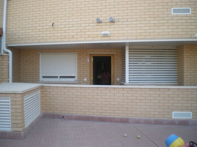 Piso en venta en Muela (La) de 2 habitaciones con terraza y garaje